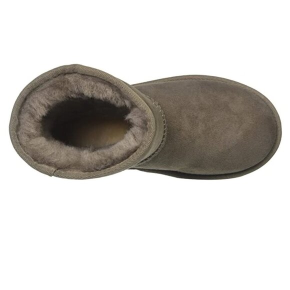 UGG Unisex Kids Classic Short Boots - Picture 3 of 4